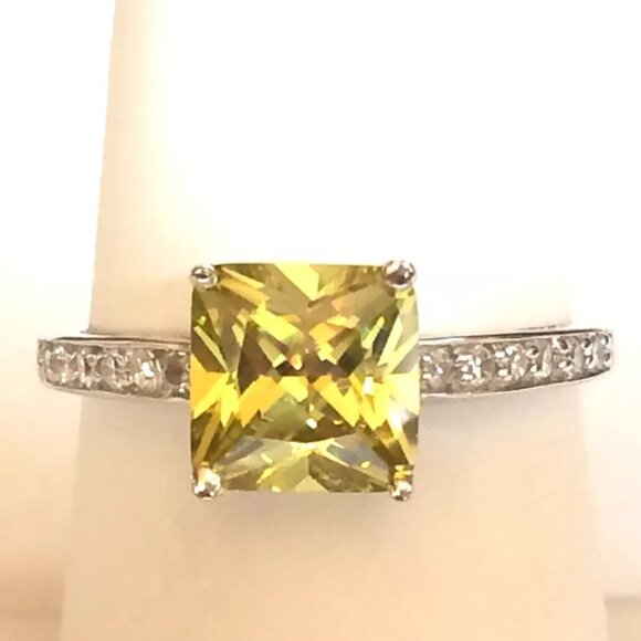 Sterling Silver Green Cubic Zirconia Ring Size 9 10 Princess Simulated Peridot - Picture 12 of 12